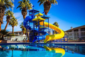 19| Vue at Green Valley with Community Pool